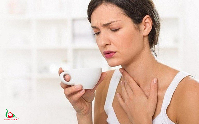 ngồi lâu trong phòng điều hòa bị đau họng 