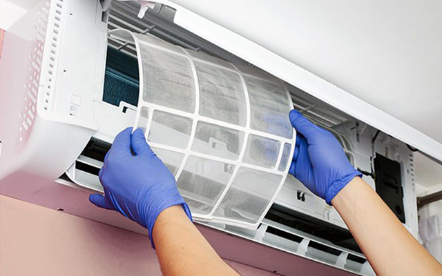 vệ sinh điều hòa thường xuyên