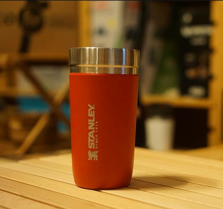 Stanley GO Series Vacuum Insulated Tumbler 500ml (16.9oz)  - Red Sky