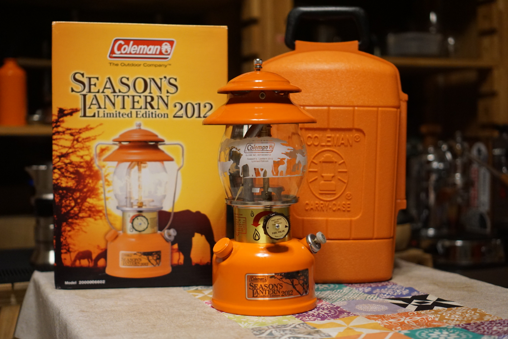 Đèn măng xông Coleman Seasons Lantern 2012 Limited Edition - Life