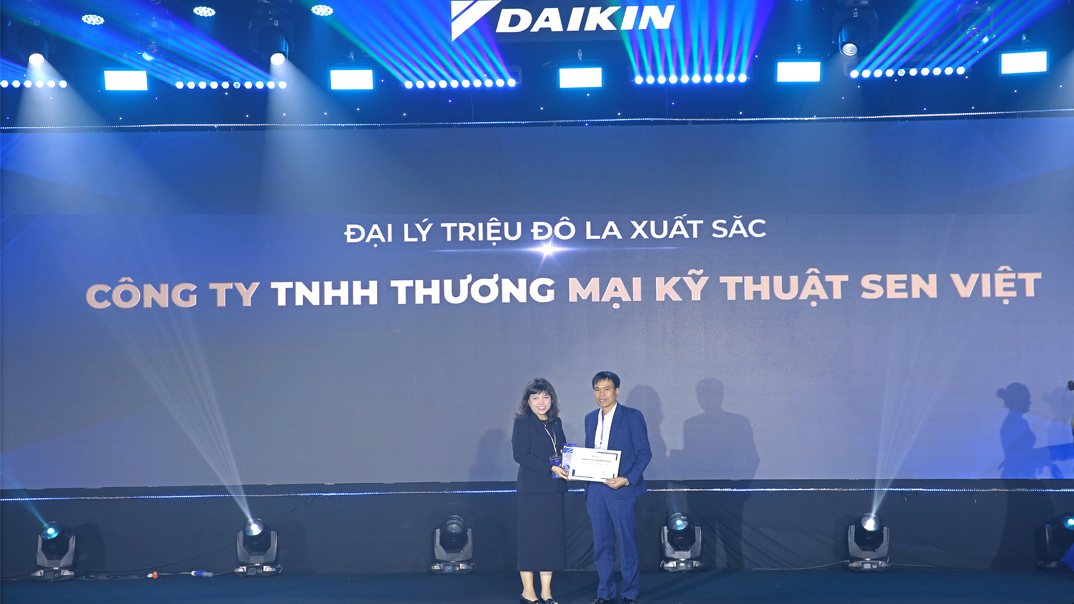 Proshop Sen Việt đạt giải thưởng cao quý từ Daikin