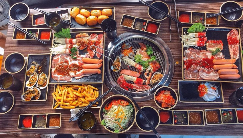 Bếp lẩu nướng than hoa nhà hàng