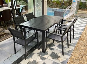 Giao Hàng Thành Công Bộ Bàn Composit Màu Đen 6 Ghế Tại Flamingo Đại Lải
