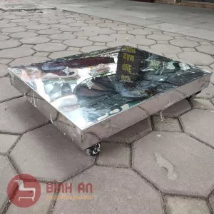Chân Đế Ô Dù Ngoài Trời Lệch Tâm Có Bánh Xe