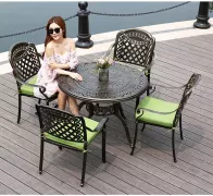 Bàn ghế nhôm đúc ngoài trời