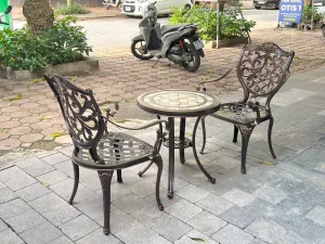 Bộ Bàn Ghế Ban Công Nhôm Đúc Mặt Đá - GLCT