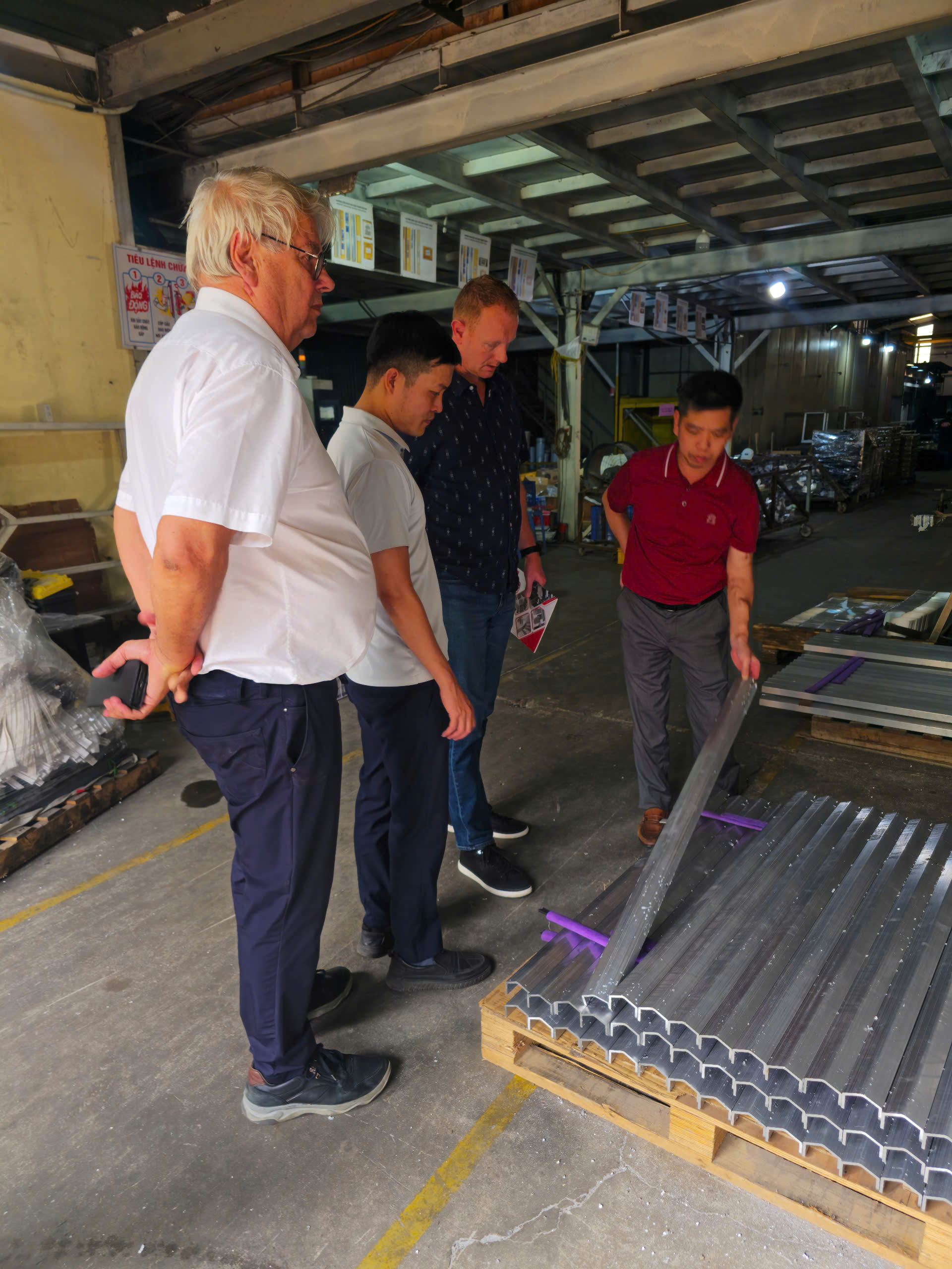 Viet Y Aluminum Welcomes Rimacx Delegation from the Netherlands for a Factory Visit