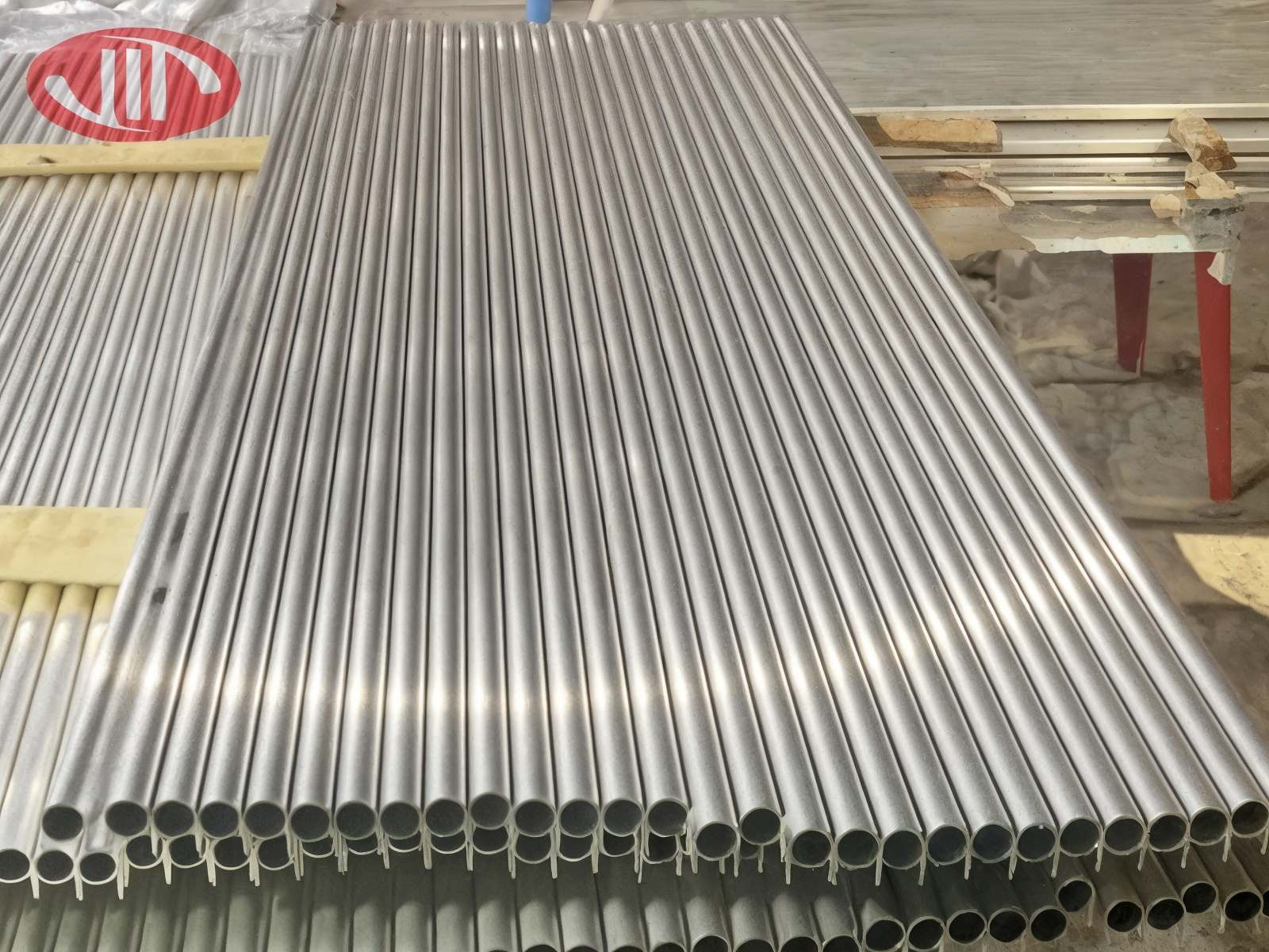 Precision Custom Manufacturing of Aluminum Tube Profiles