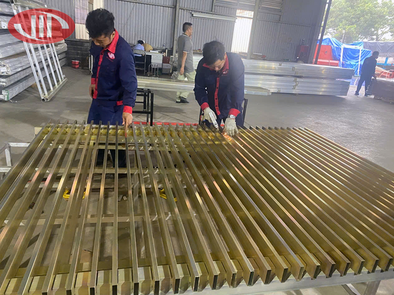Viet Y Aluminium – Custom Manufacturing of Fences and Railings