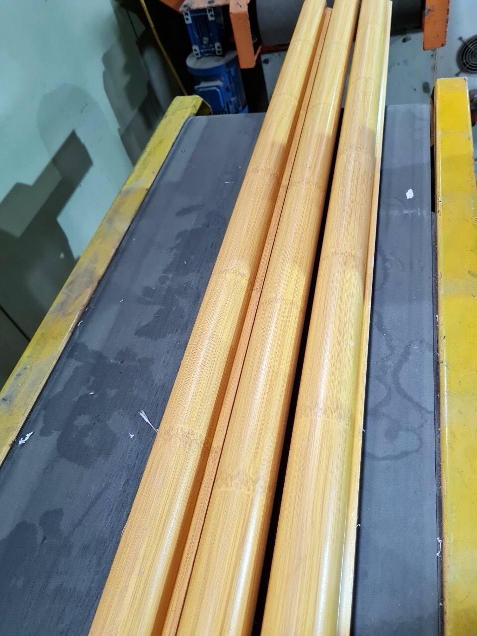 Viet Y Aluminium Professional Aluminum Surface Finishing: Superior Smooth Wood Grain Film Coating