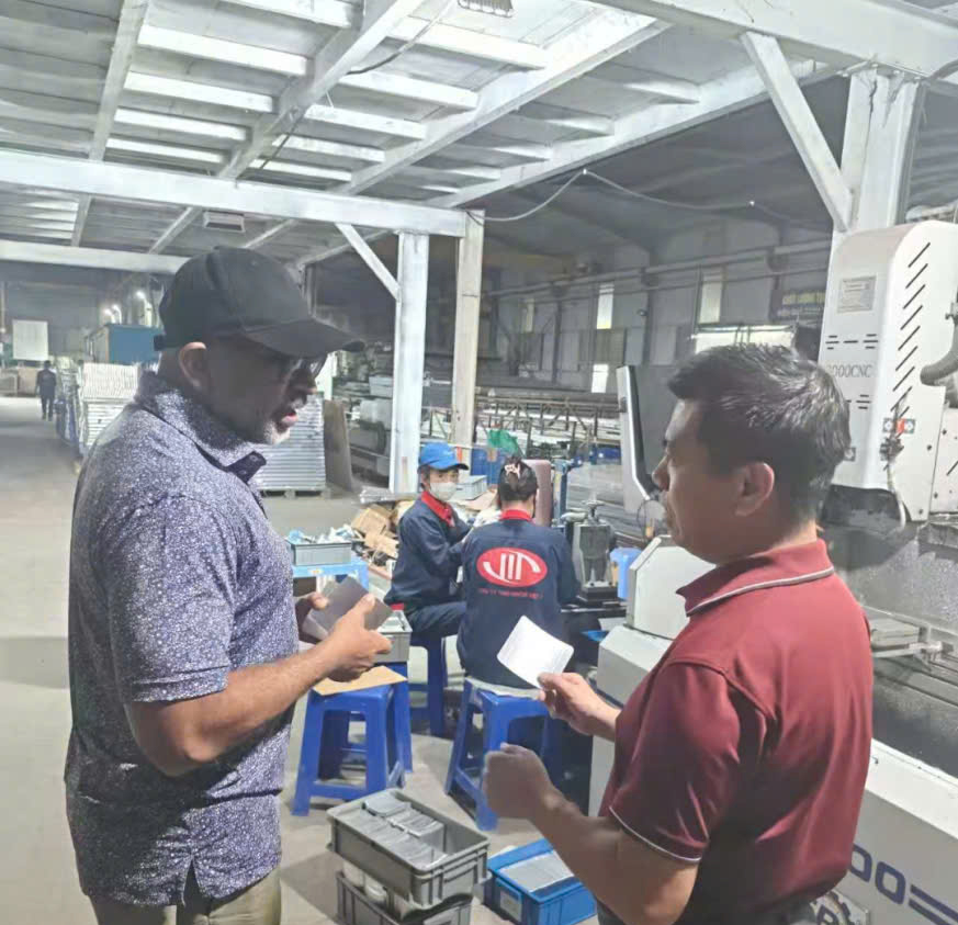 Strengthening International Cooperation: Foreign Partners Visit Nhôm Việt Ý for Quality Inspection and Evaluation