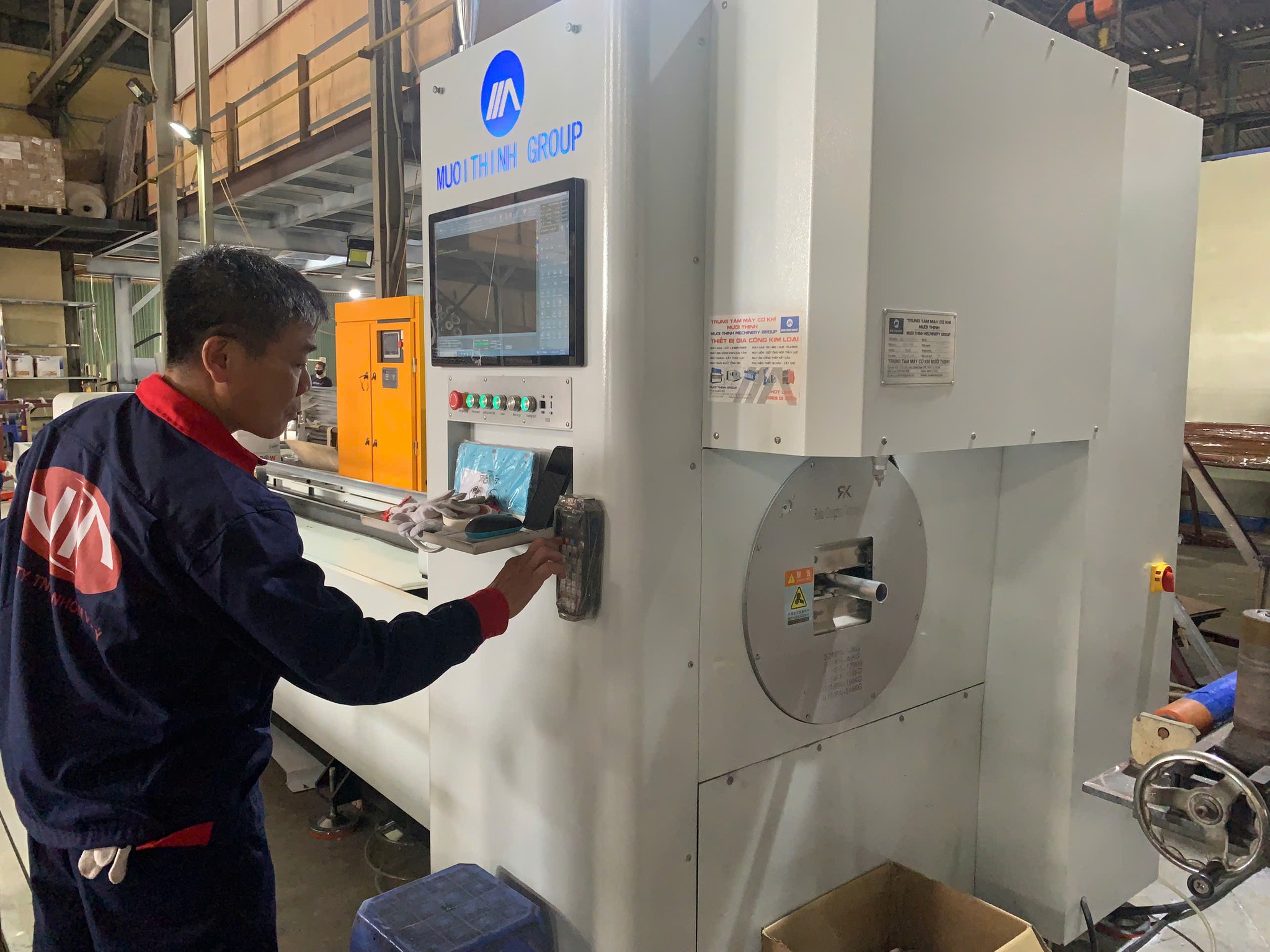 Viet Y Aluminium Provides One Stop Laser Cutting & Welding Services Tailored to Customer Requirements International Standard Quality