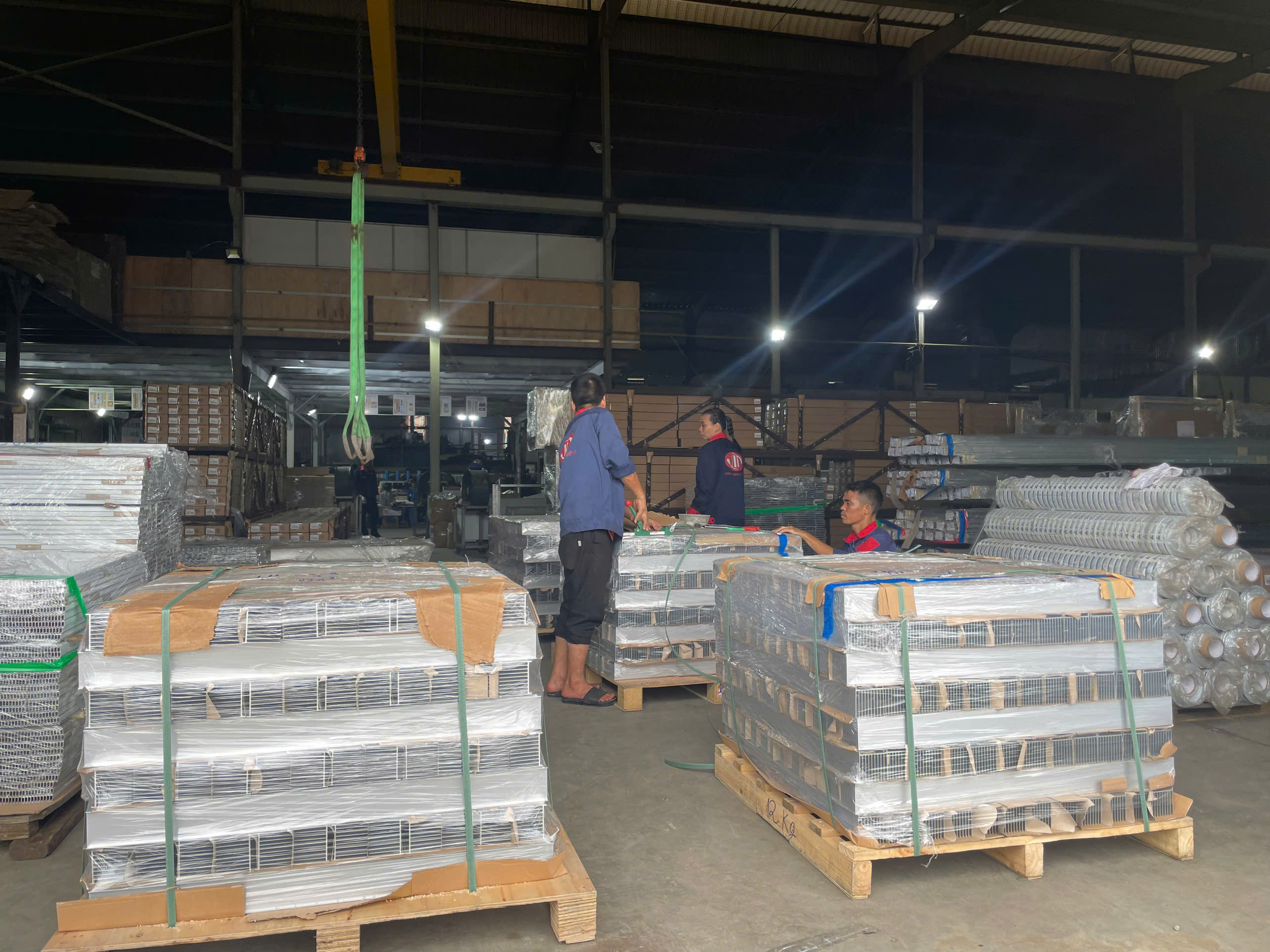 Viet Y Aluminium provides end to end customized industrial aluminum fabrication solutions that meet international quality standards