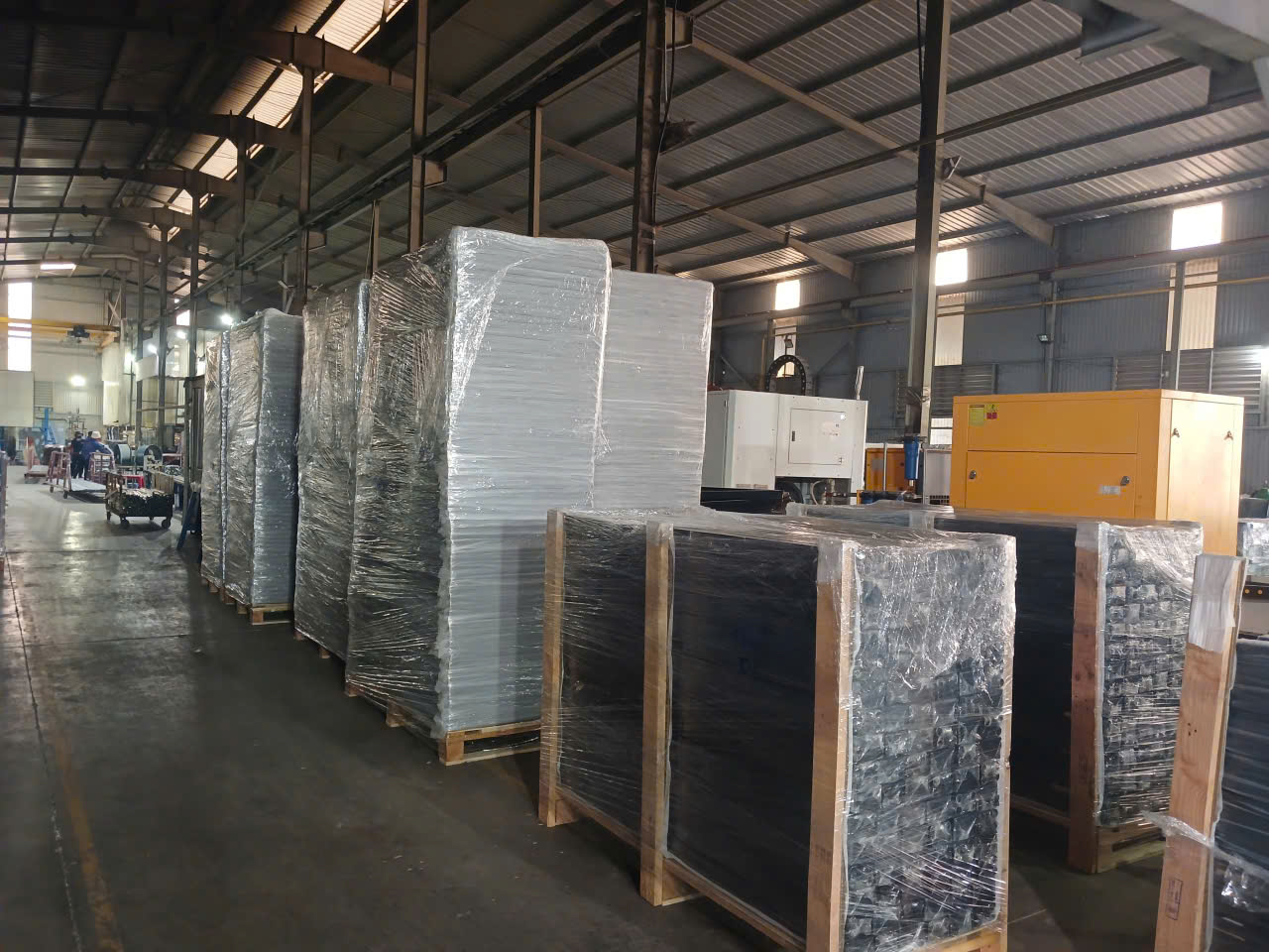 Viet Y Aluminium Exports Processed Products: Aluminum & Vinyl Door Set