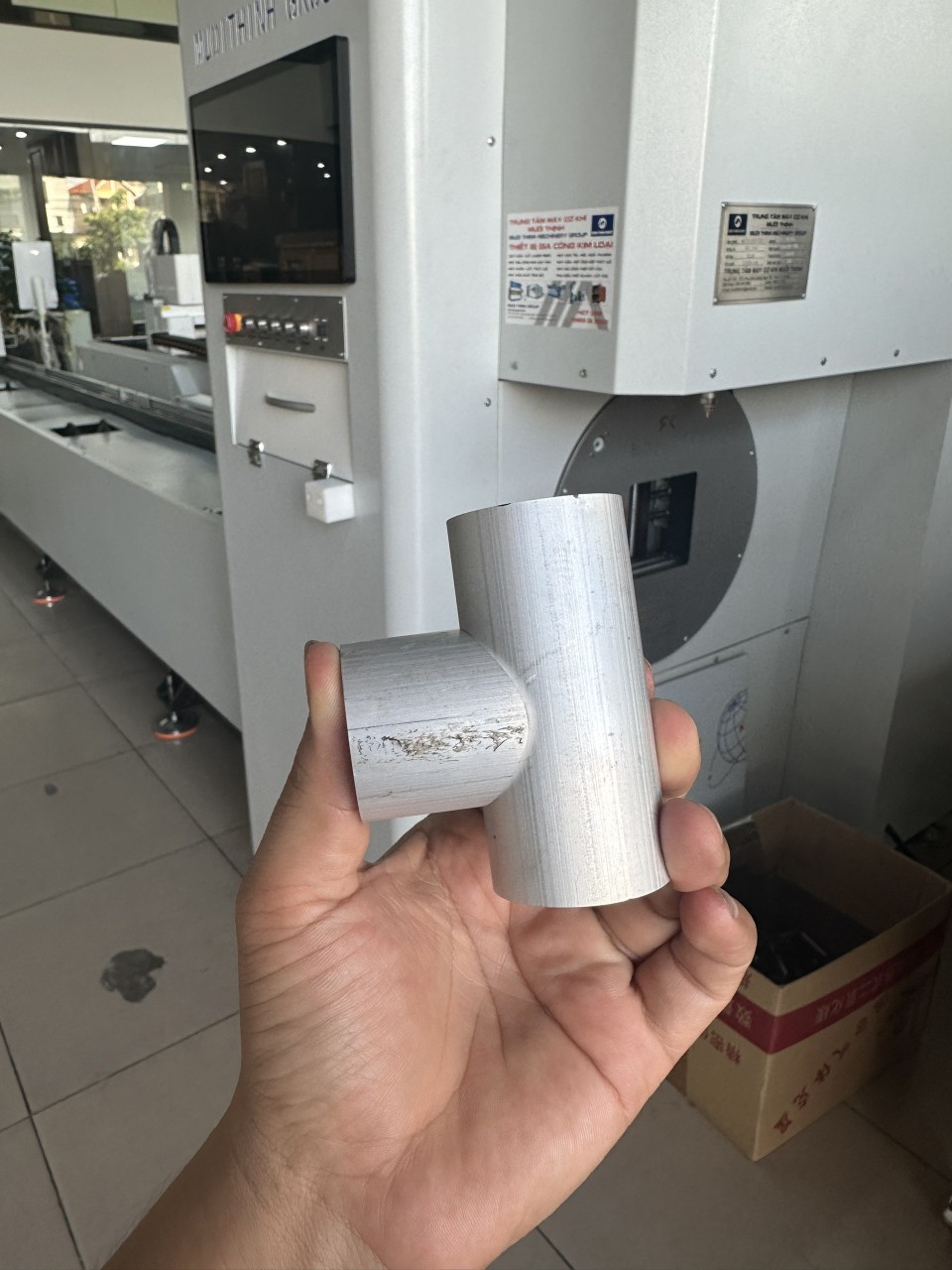 Advantages of Full Service Laser Cutting and Welding at Viet Y Aluminum Factory