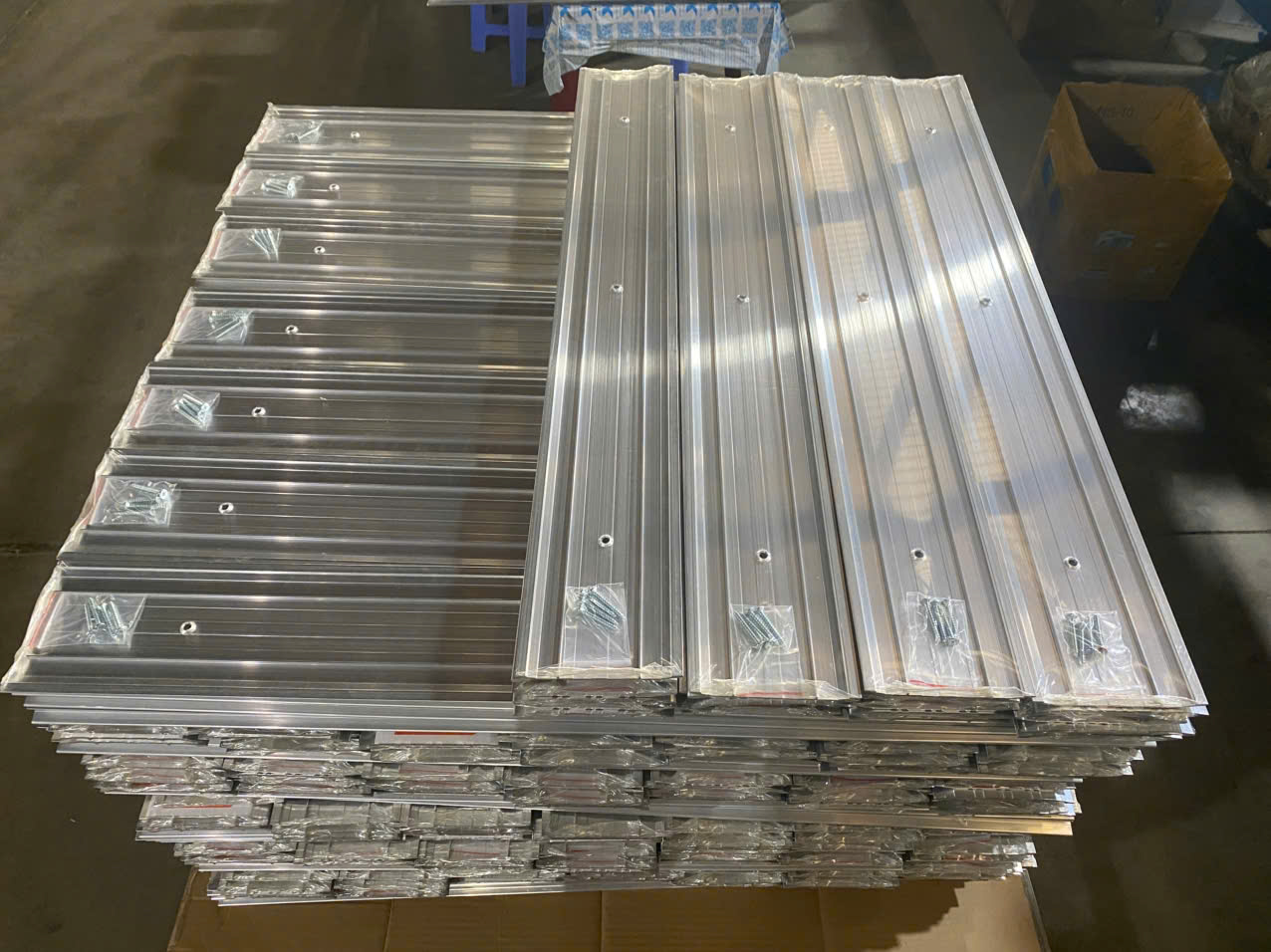 Advantages of Full Service Aluminum Equipment & Component Manufacturing at Viet Y Aluminum Factory