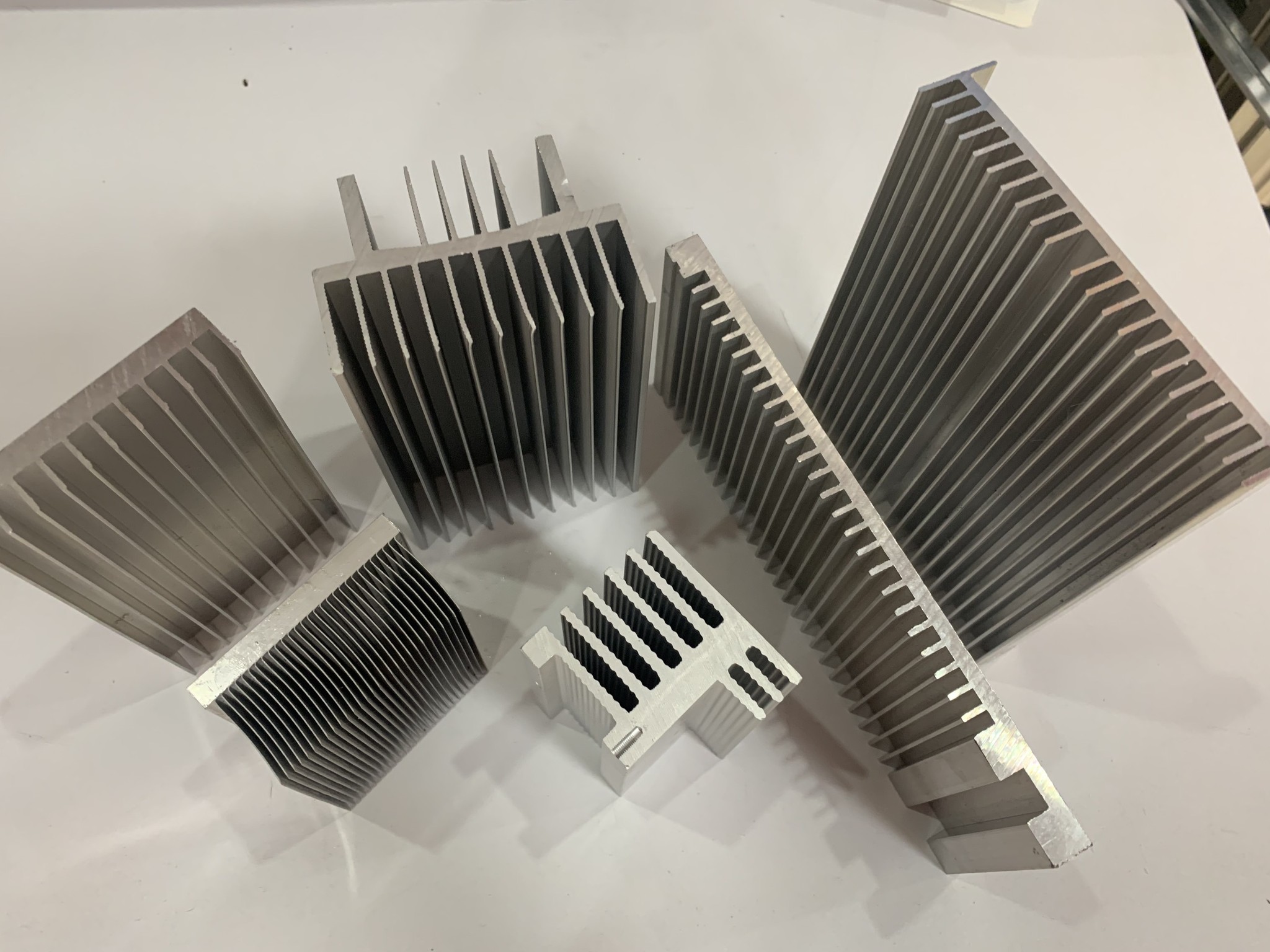 Advantages of Aluminum Heat Sink Extrusion at Viet Y Aluminum Factory