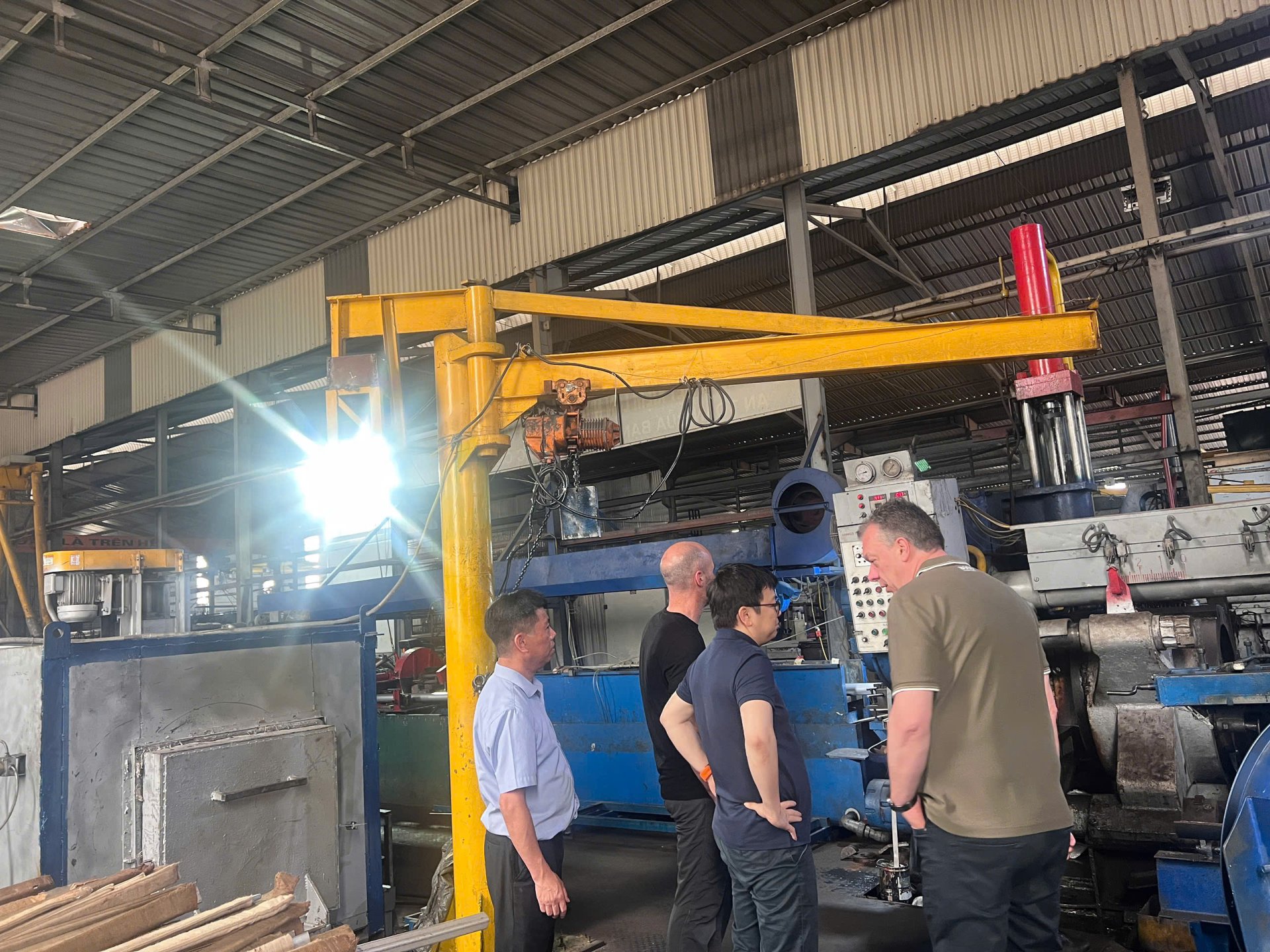 Superior aluminum extrusion quality comes from Viet Y Aluminium's advanced extrusion production lines