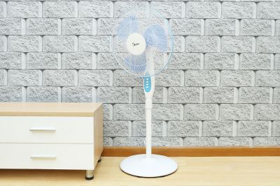 Quạt đứng Midea FS40-11VA