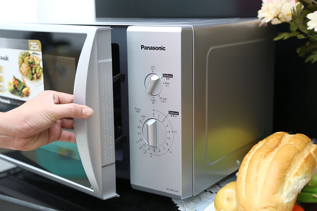 Lò vi sóng Panasonic PALM-NN-SM332MYUE