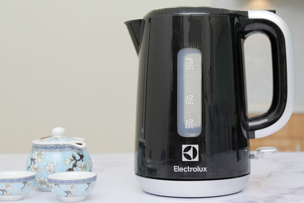 Bình siêu tốc Electrolux 1.7 lít EEK3505