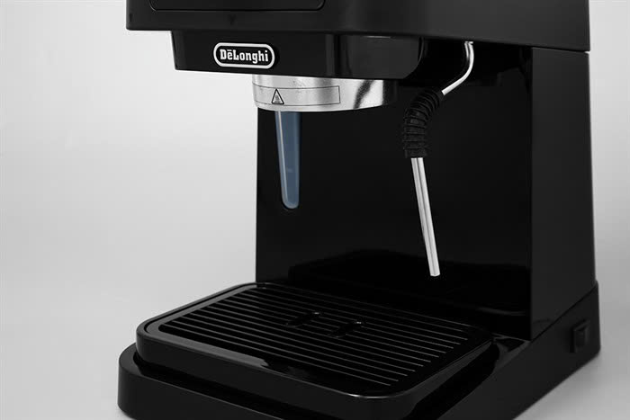 Máy pha cà phê Delonghi EC230.BK