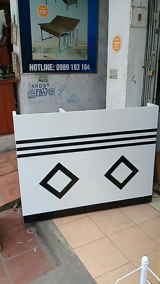 Bàn quầy BQ12V