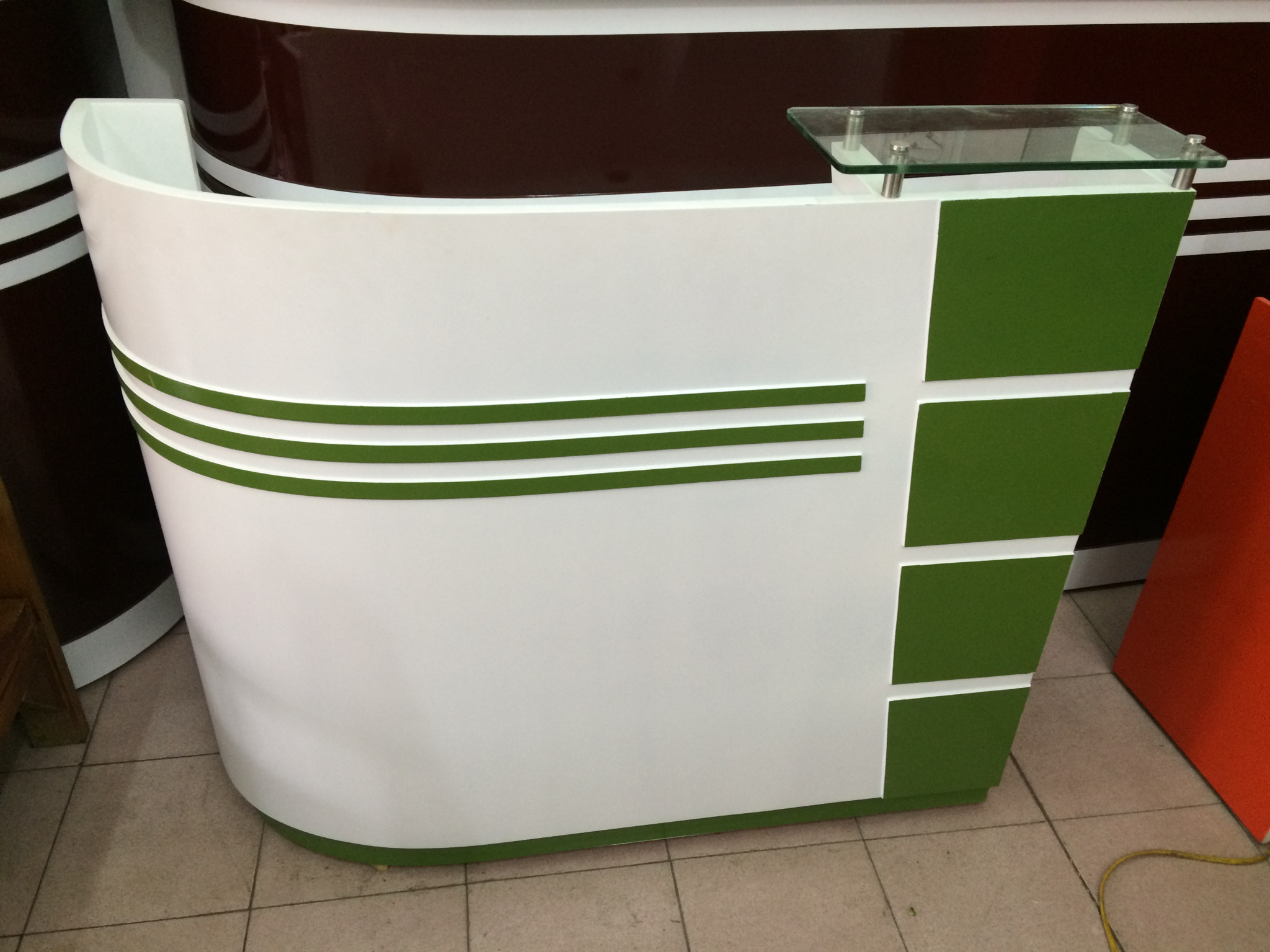 Bàn quầy BQ 12 xanh lá