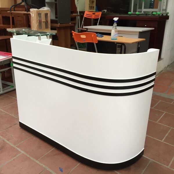 Bàn quầy BQ1245 trắng đen