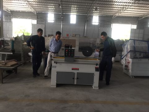 Test máy chế biến gỗ trước khi xuất xưởng tại Minh Nguyên