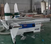 Máy cưa bàn trượt, panel giá rẻ được các xưởng gỗ nội thất tin dùng
