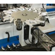 Nên lựa chọn máy CNC thay dao tự động hay không?