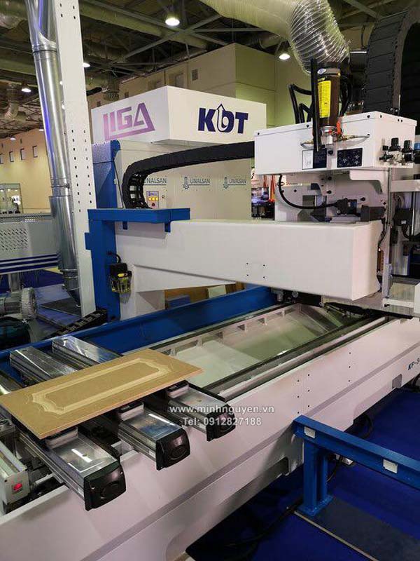 may-gia-cong-trung-tam-cnc-kdt-kp-3013-0