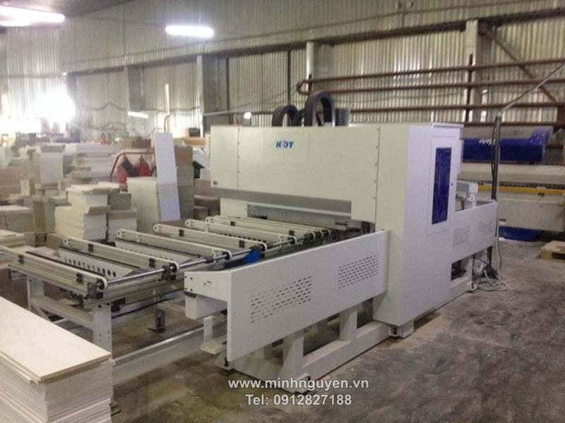 may-khoan-cnc-5-mat-6-mat-kdt-2