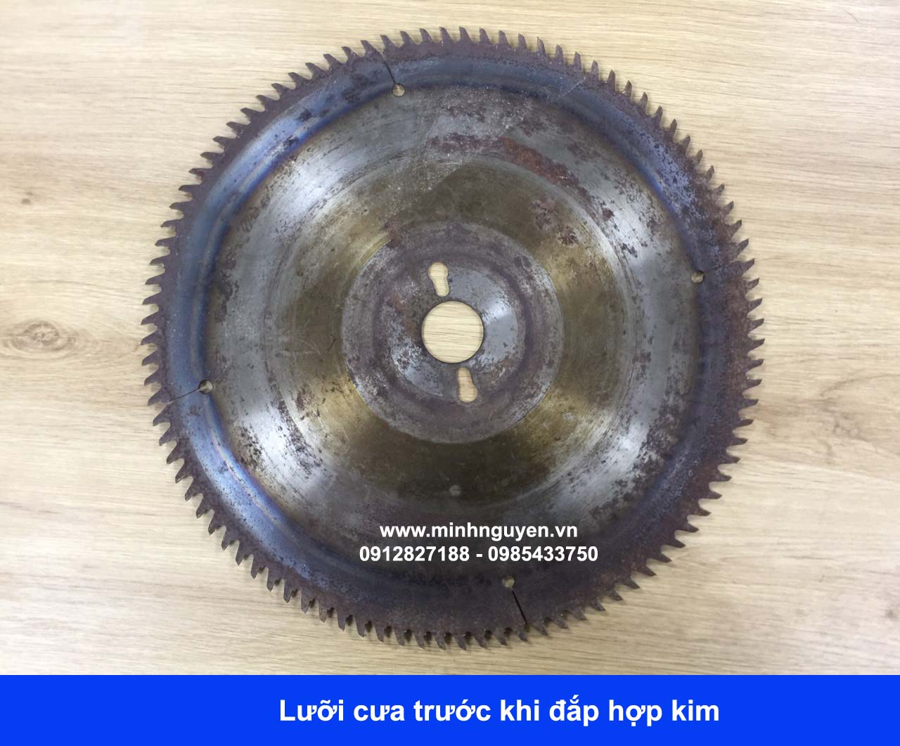 0-Luoi-cua-truoc-khi-dap-hop-kim copy
