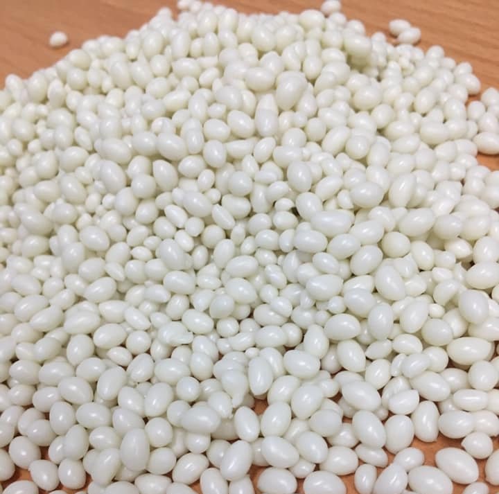 Keo hạt dán cạnh nhiệt độ cao, Keo dán cạnh trắng sữa Mega Việt Nam