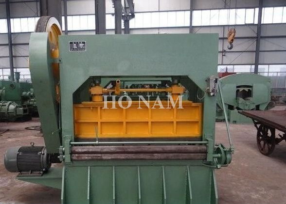 Máy dập lỗ thép tấm