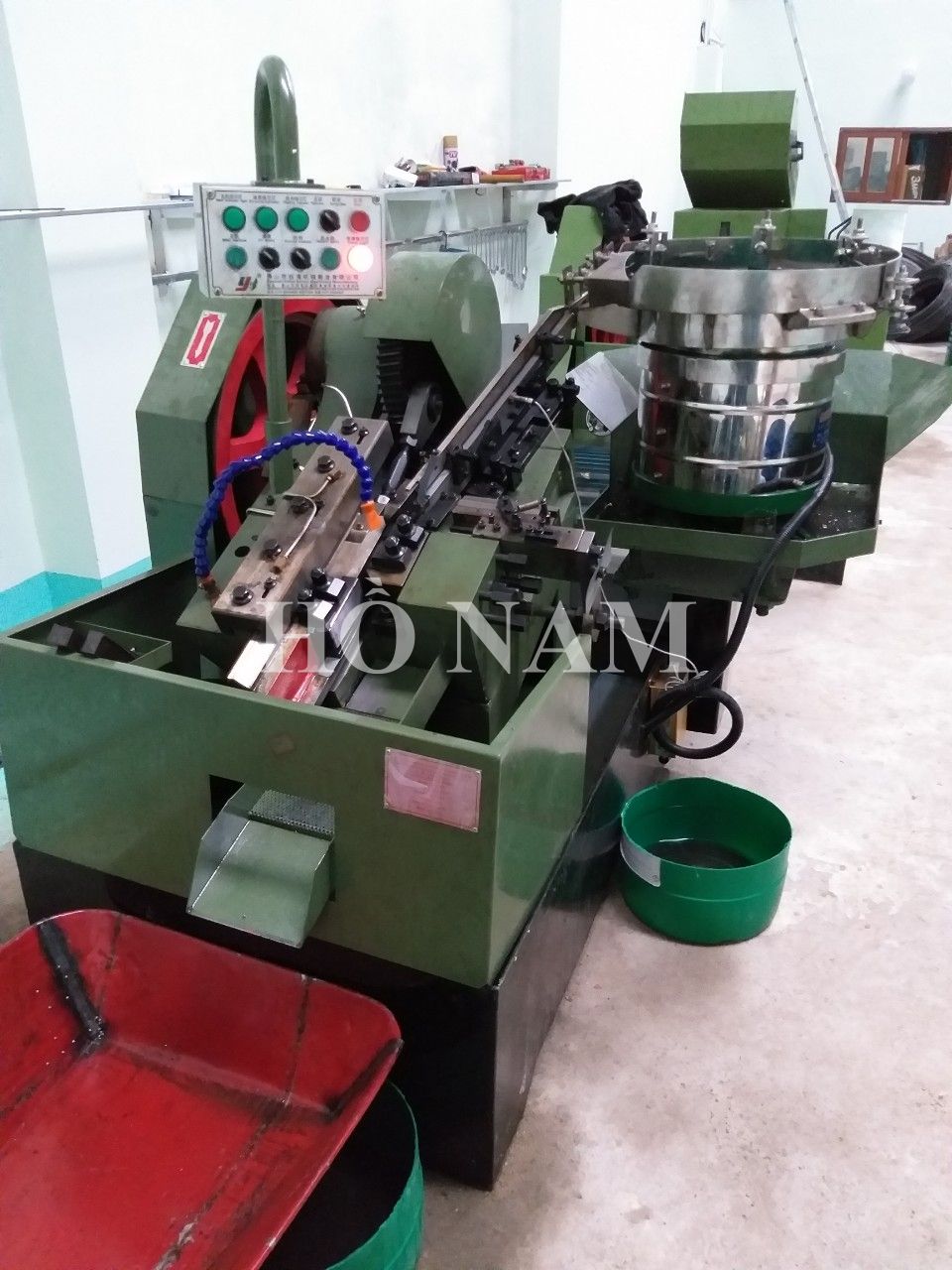 Máy sản xuất vít thạch cao