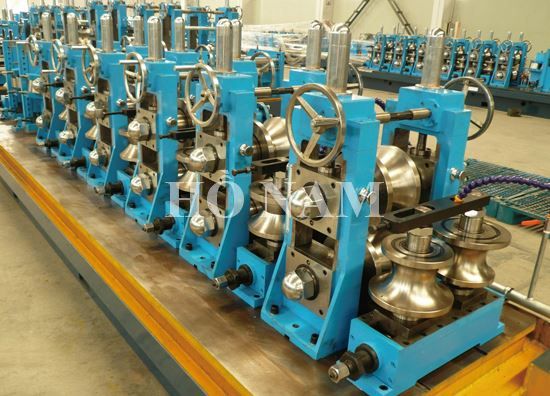 Máy cán ống thép