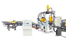 Máy dập kí hiệu và cắt thanh V tự động