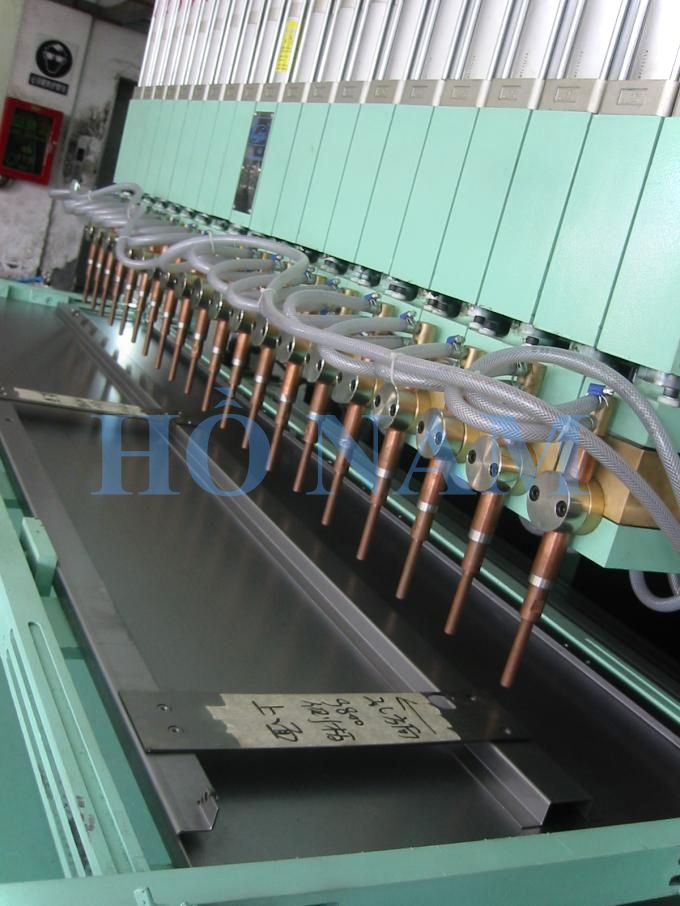 Máy hàn tấm kim loại tự động