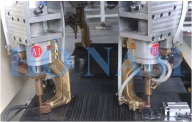 máy hàn tấm 4 góc 2_result