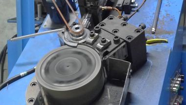 khuôn tạo xoắn 2