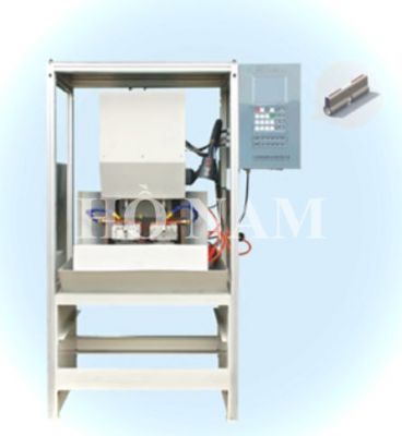 Máy CNC tạo lỗ thân khóa