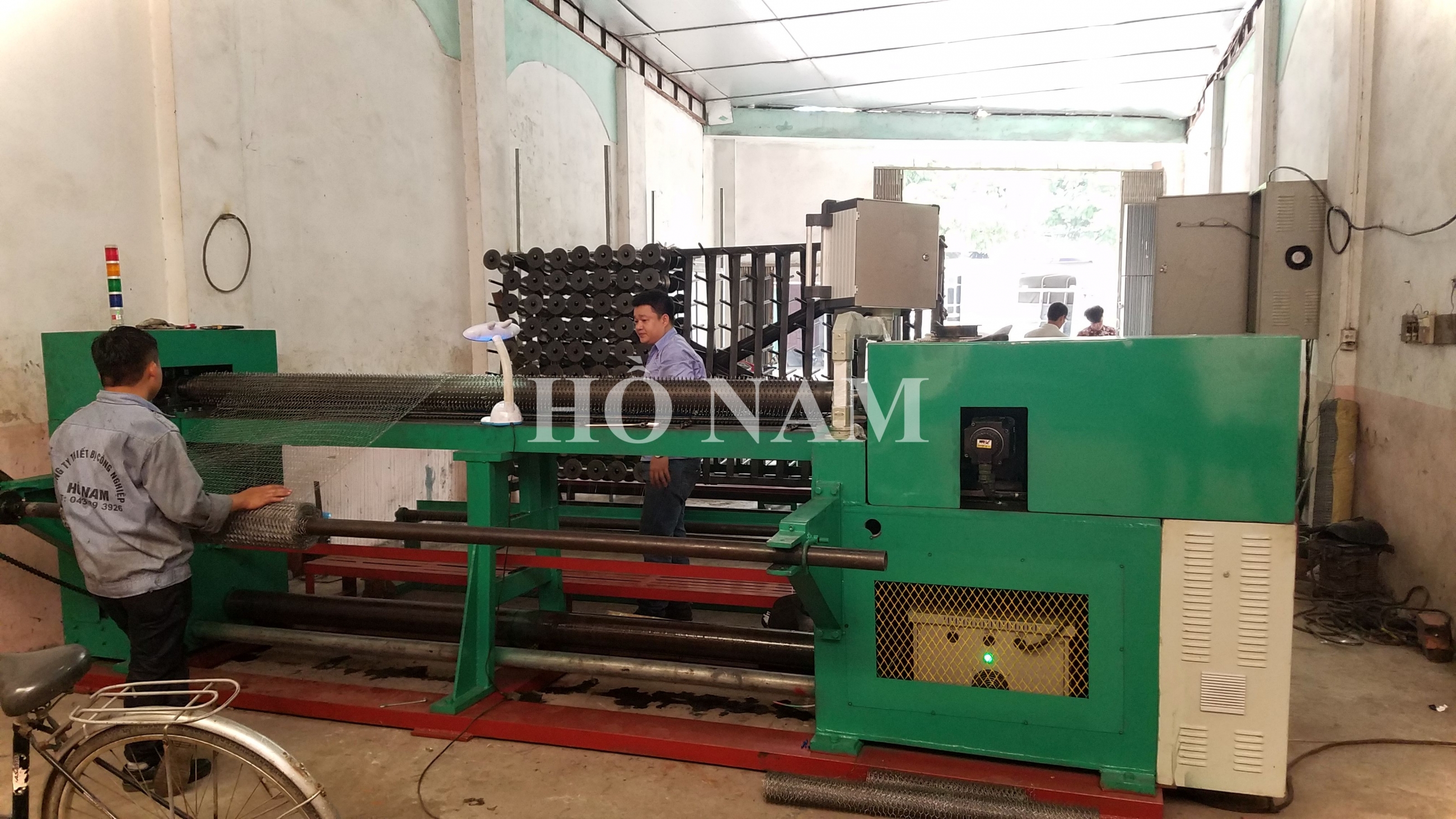 Máy đan lưới mắt cáo mạ kẽm