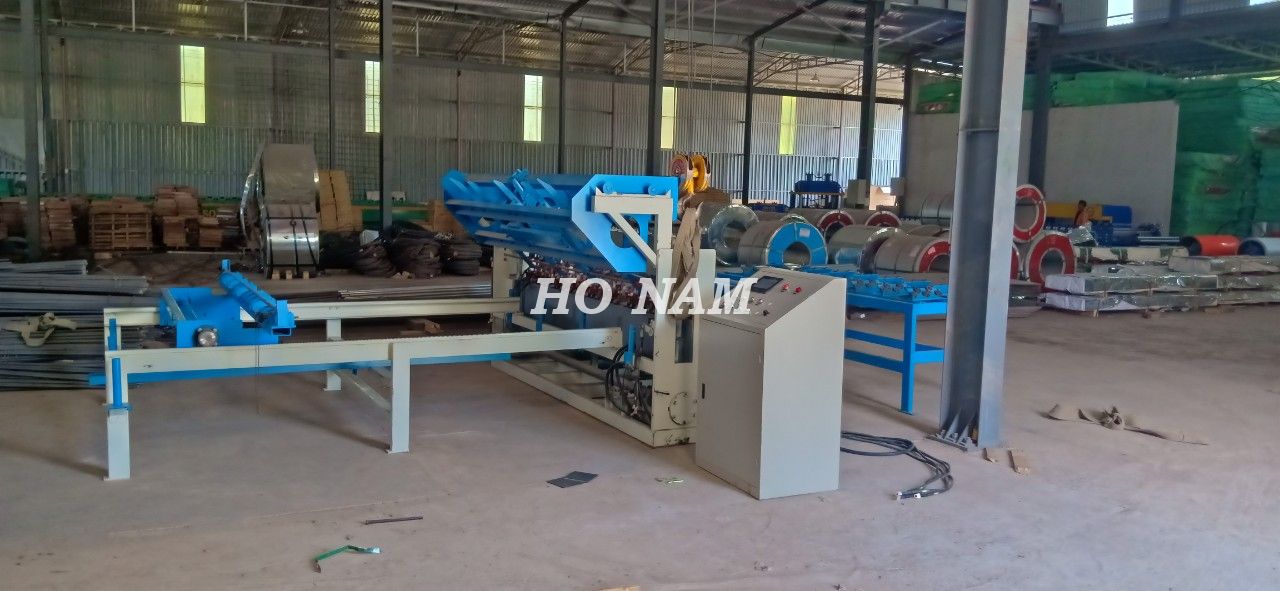 Máy hàn lưới thép 200 x 200 mm