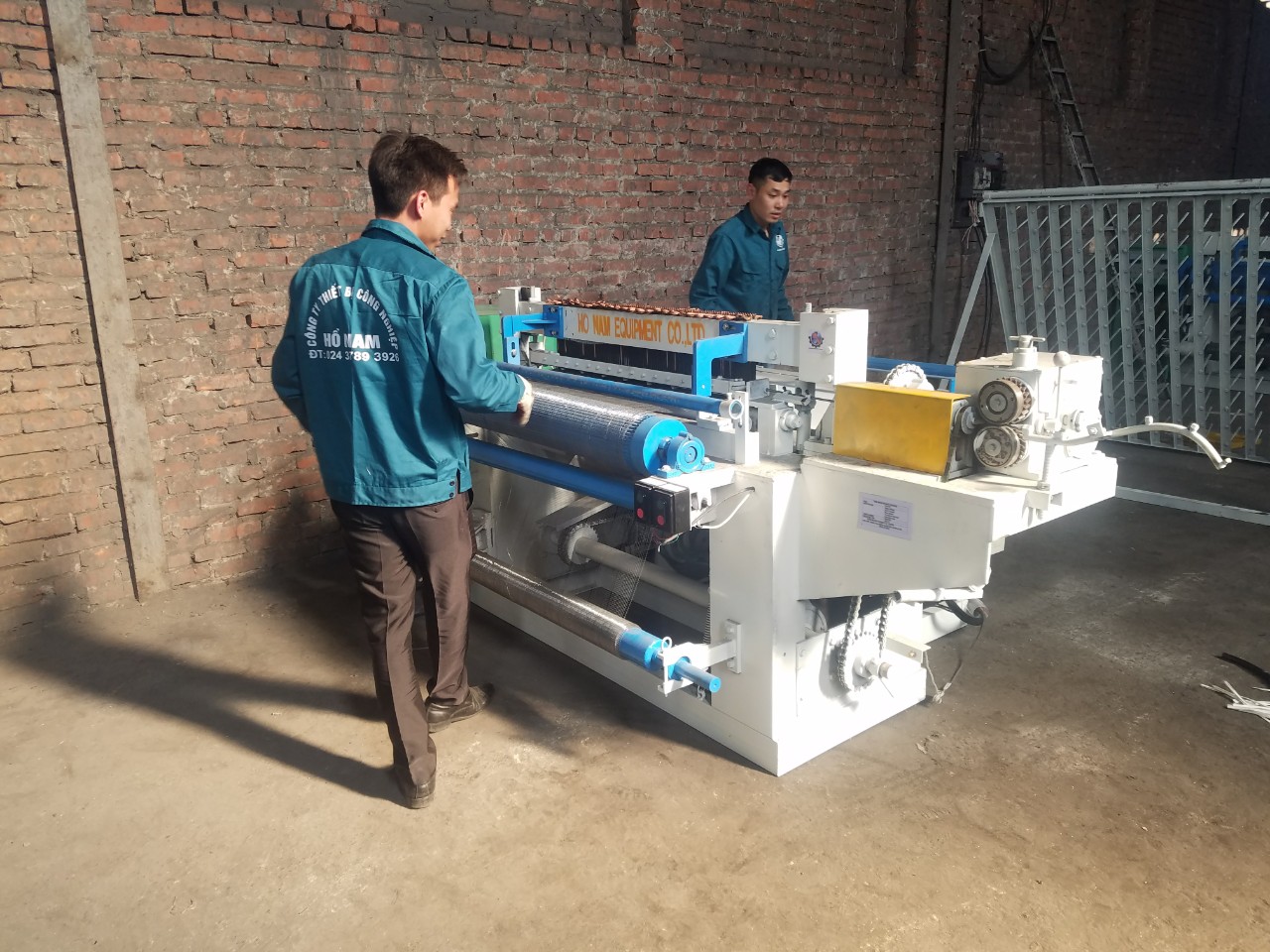 Máy hàn lưới thép không gỉ