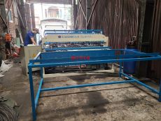 Máy hàn lưới thép làm giàn treo hoa Lan