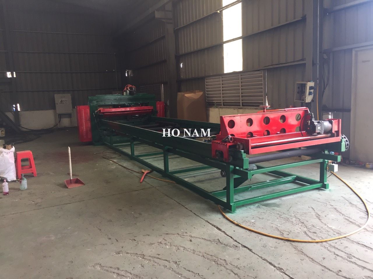 Máy hàn tấm lưới sàn Granting