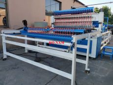 Máy hàn lưới thép hoạt động khí nén